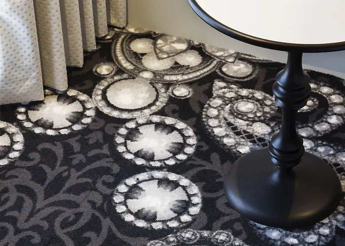 Hotel Elysees 8 Parigi
